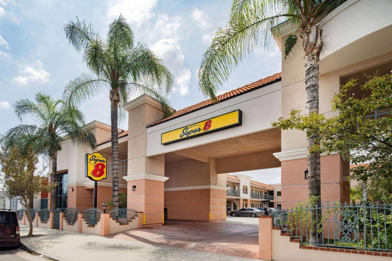 Super 8 By Wyndham North Hollywood Motel Los Angeles Exterior foto